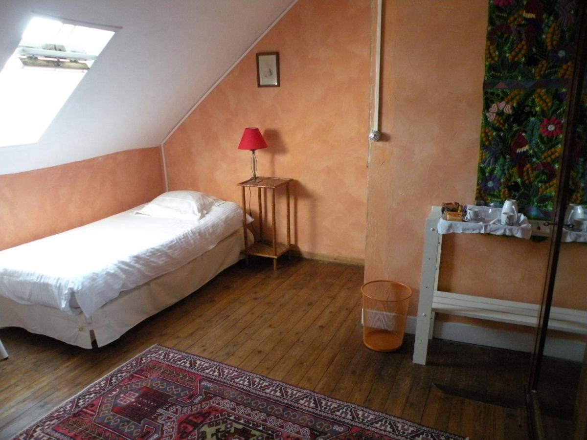 Les Talvasieres Bed and Breakfast Le Mans Buitenkant foto